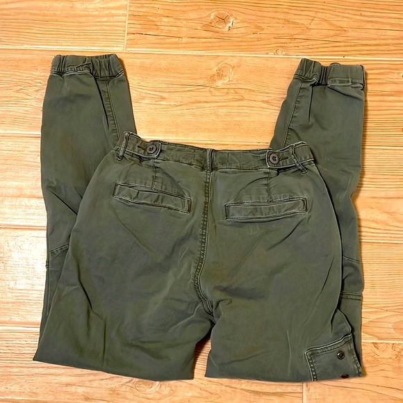 Pistola Women’s Cargo Jogger Pants with Lots of Pockets - Picture 4 of 10